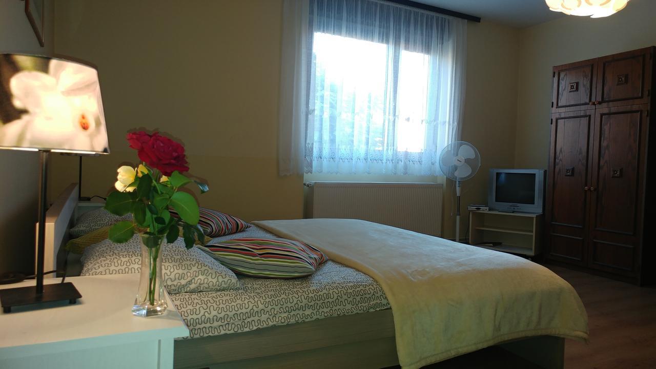 Apartment Cecilia Koprivnica Exteriör bild